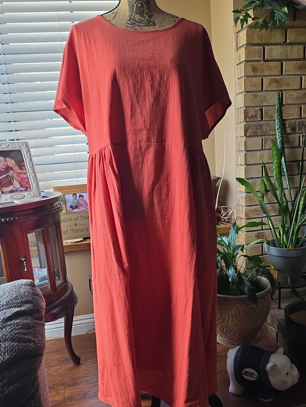 Women's Coral Maxi Dress - Casual And Flattering